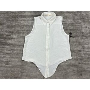 Liberty Love Top Womens XL White Sleeveless Button Up Collared Polyester